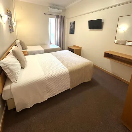 Paradouro Guest house 2*
