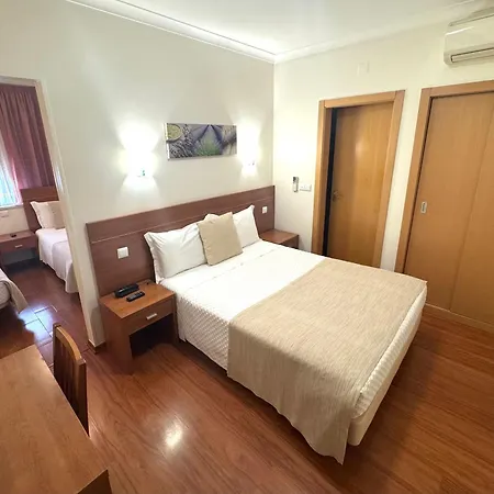 Paradouro Affittacamere 4*