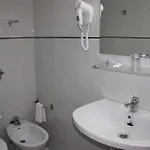 Paradouro Pensión 3*